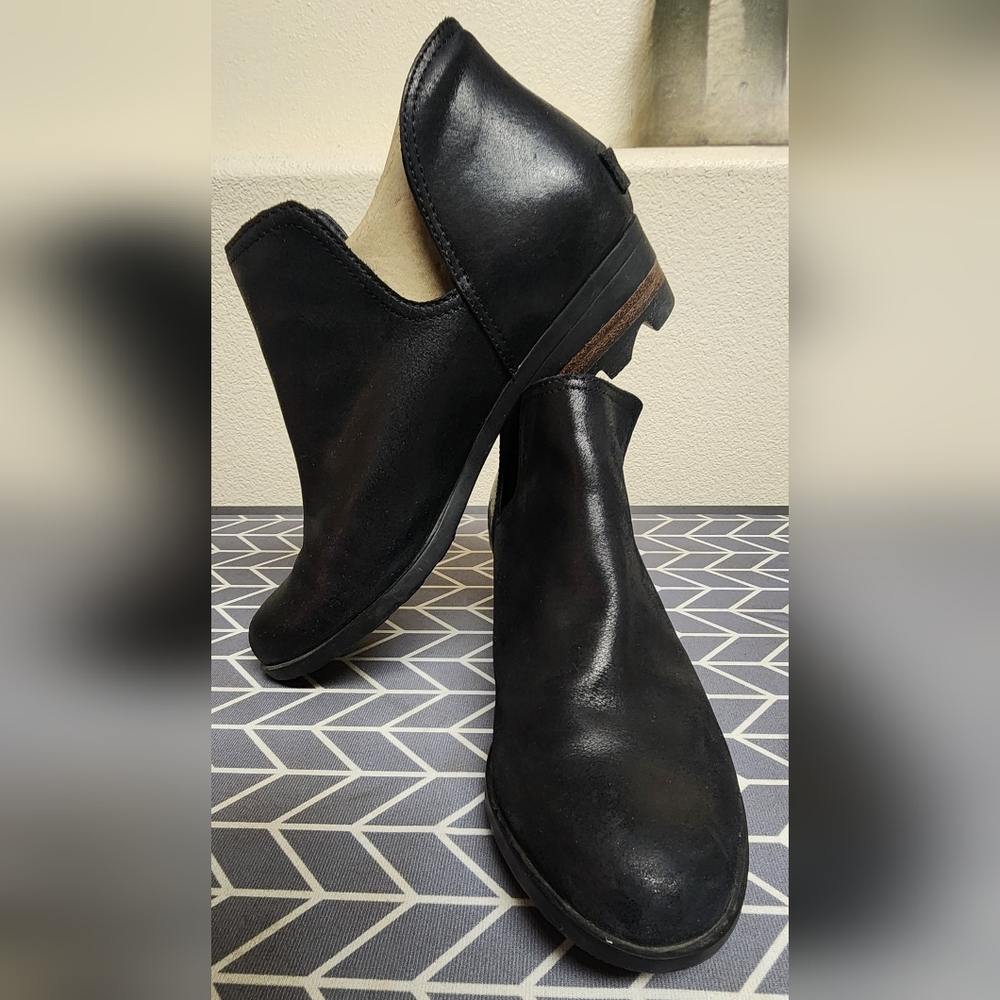 Sorel Black Ankle Boots